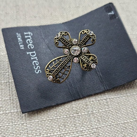 Free Press Ring Women Fashion Ring Gold Tone vintage Style Size adjustable 7-8 - Picture 6 of 10